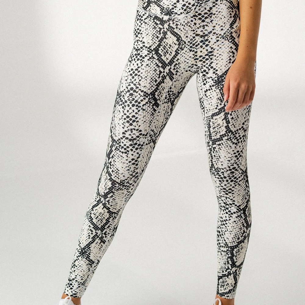 NWOT Balance Athletica python leggings